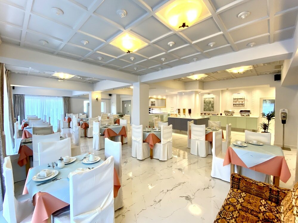 Фото Paloma Blanca Hotel