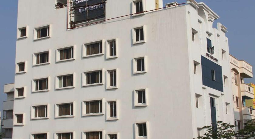 Фото Hotel Southern Grand