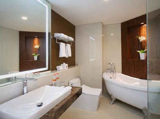 Фото Grandhika Hotel Semarang