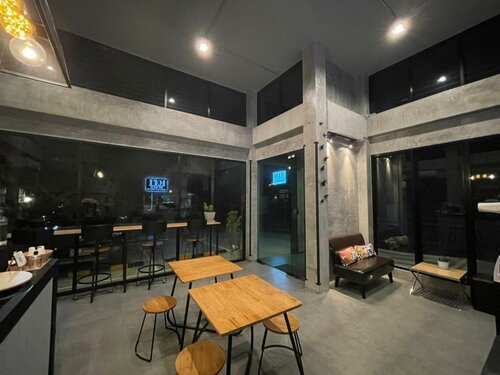Гостиница Loft Space Hotel в Ранонге