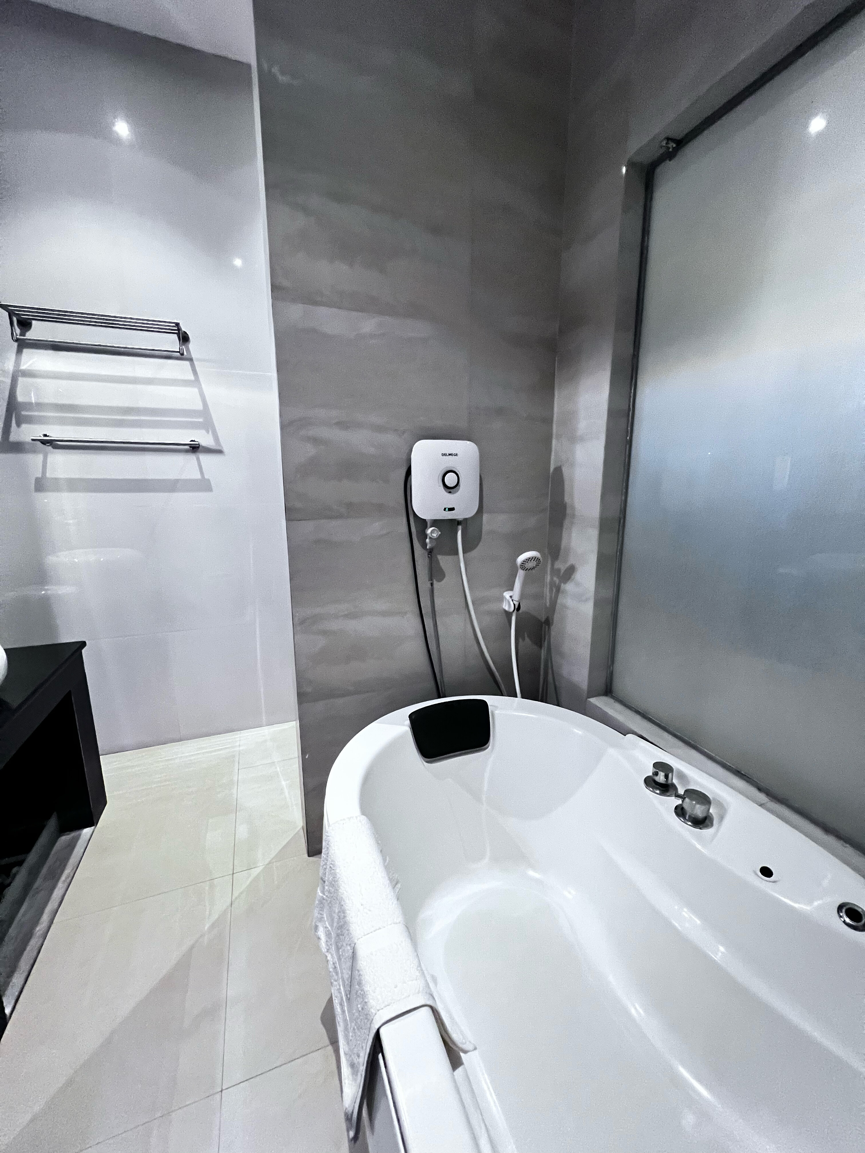 Фото Seagate Hotel