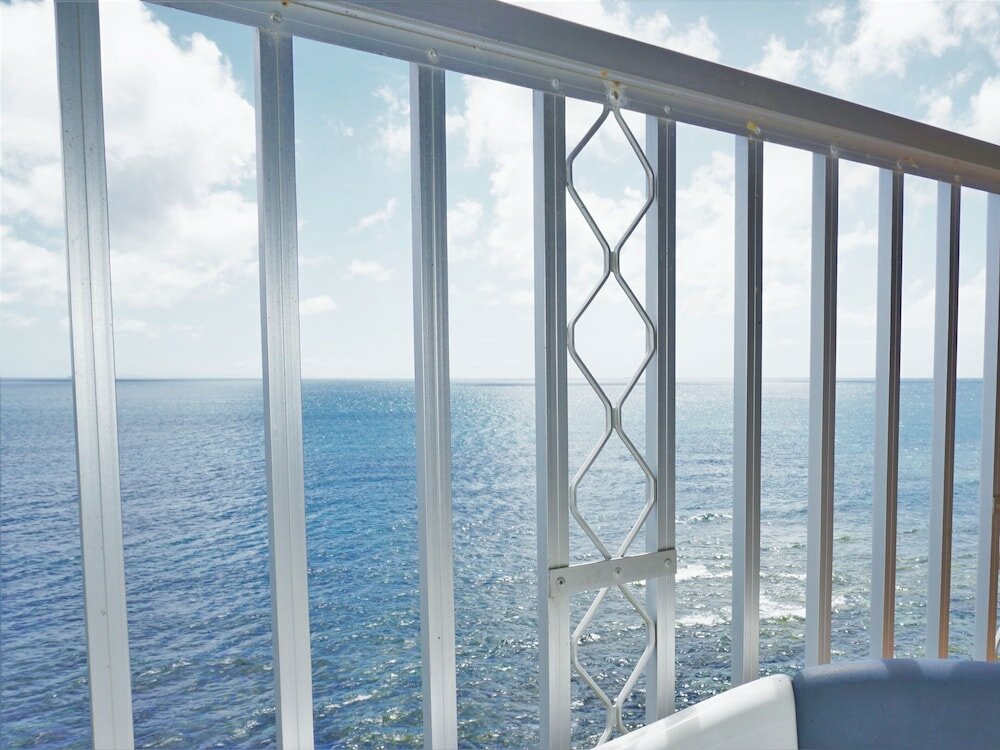 Фото Okinawa Ocean Front Hotel