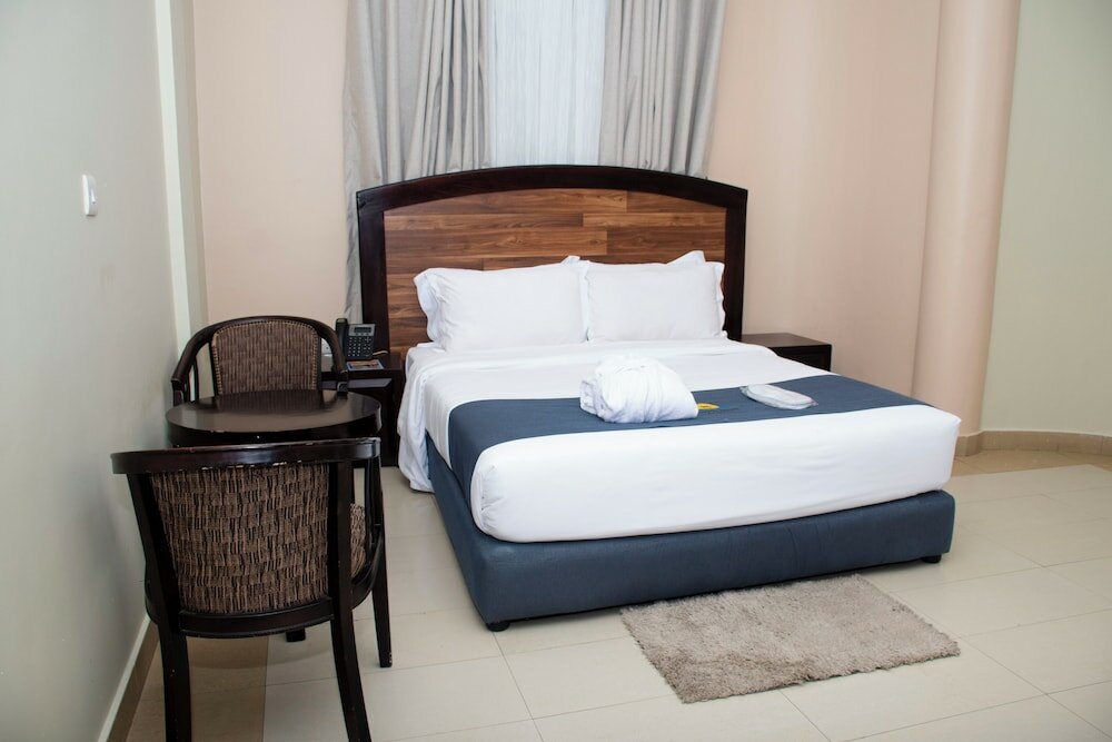 Фото Oceanic Resort