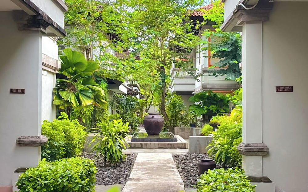 Фото Grand Whiz Hotel Nusa Dua Bali