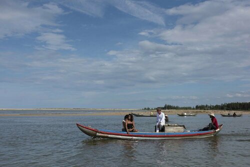 Гостиница Cocoland River Beach Resort & SPA в Провинции Куангнгай