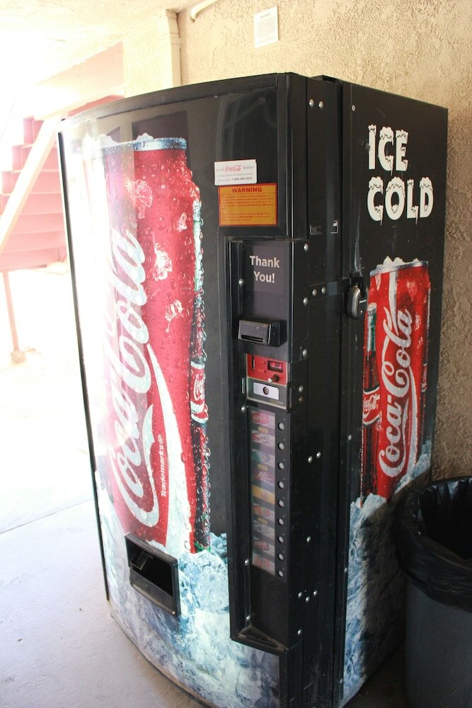 Фото Days Inn by Wyndham Barstow