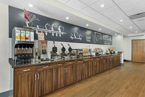 Внешний вид отеля Best Western Plus Suites Downtown в Калгарях, фото 4