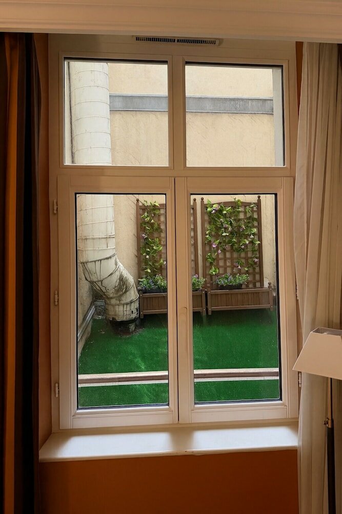 Фото Hotel 85 Saint Honore