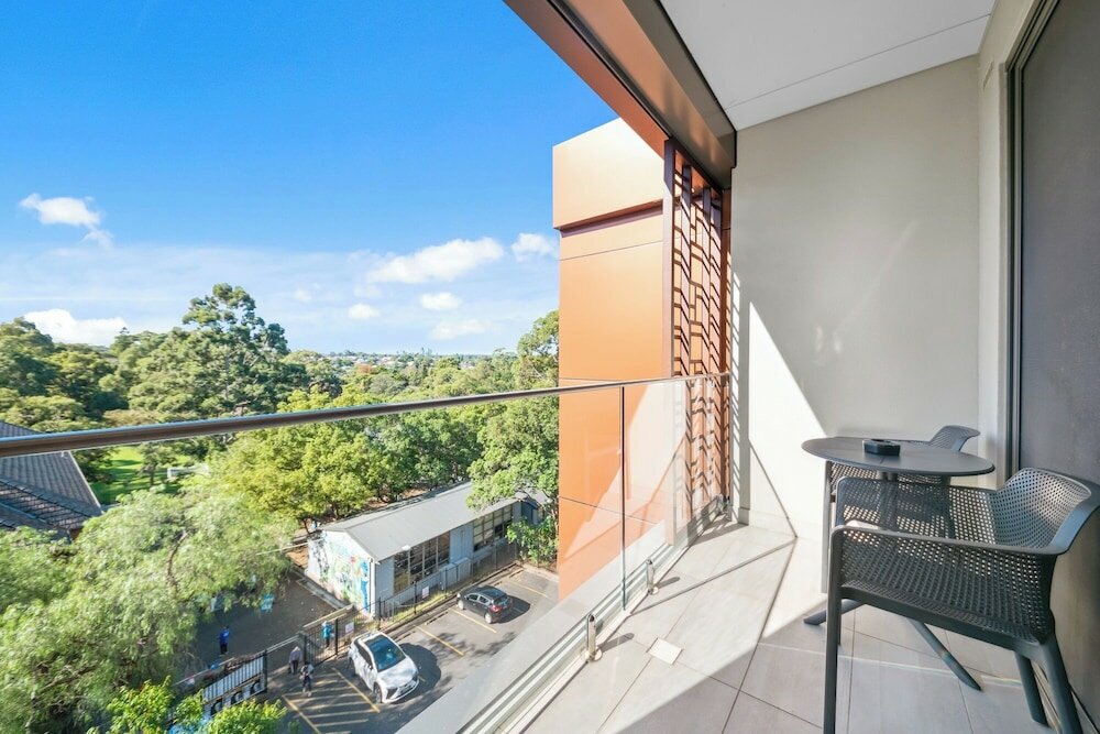 Фото Studio 8 Residences - Adults Only