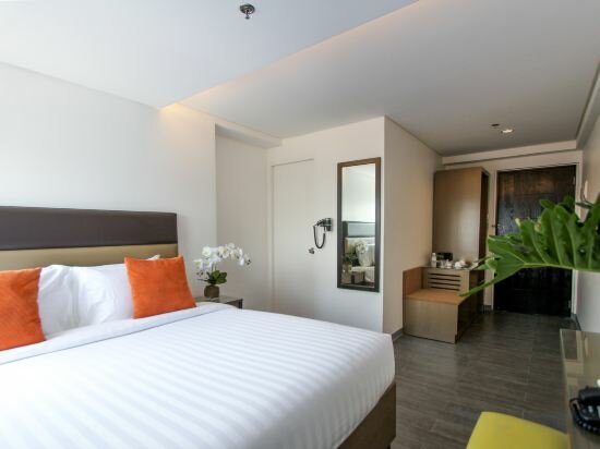 Фото Privato Makati