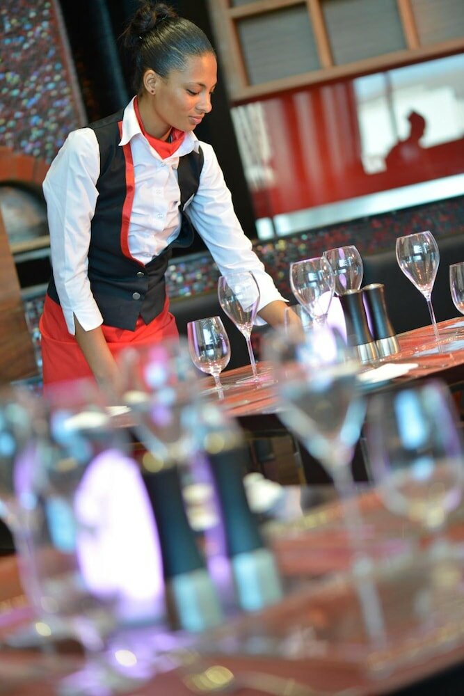 Фото Ramee Grand Hotel and Spa