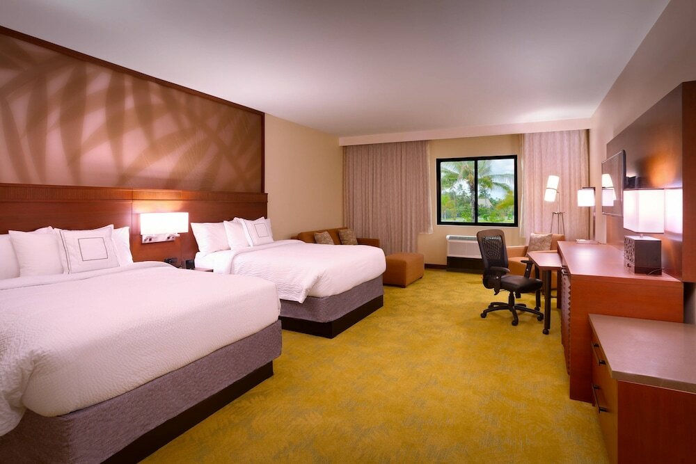 Фото Courtyard by Marriott Oahu North Shore