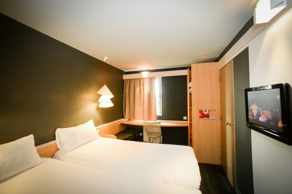 Фото Ibis Saint-Lô La Chevalerie