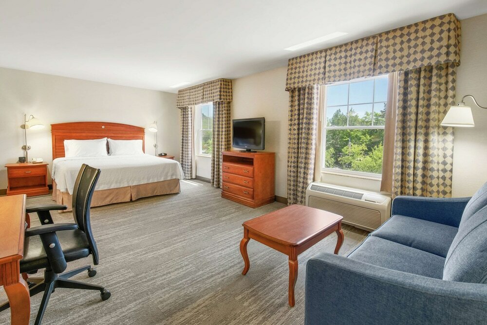 Фото Hampton Inn & Suites North Conway