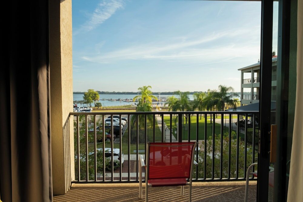 Фото Key West Resort on Lake Dora