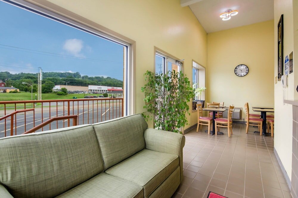 Фото Econo Lodge Marion I-81