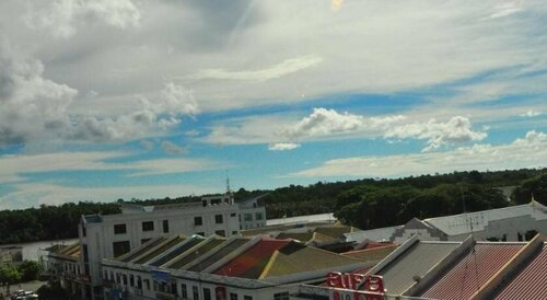 Гостиница Tat Place Hotel в Куала-Белаите