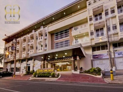 Гостиница Subic Grand Harbour Hotel Subic Bay в Олонгапо