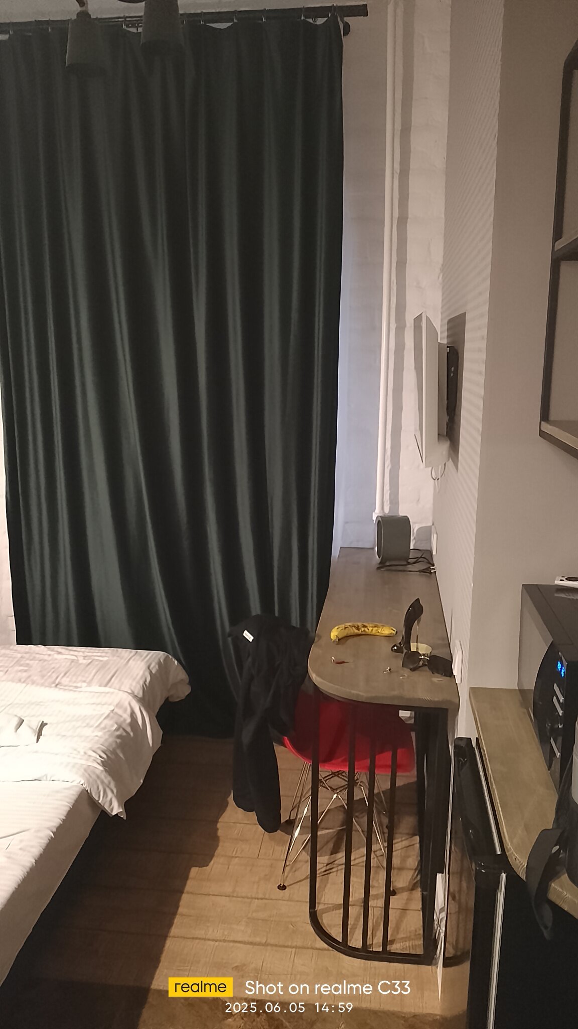 Фото Атмосфера