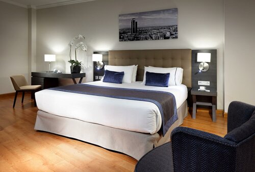 Гостиница Eurostars Madrid Foro
