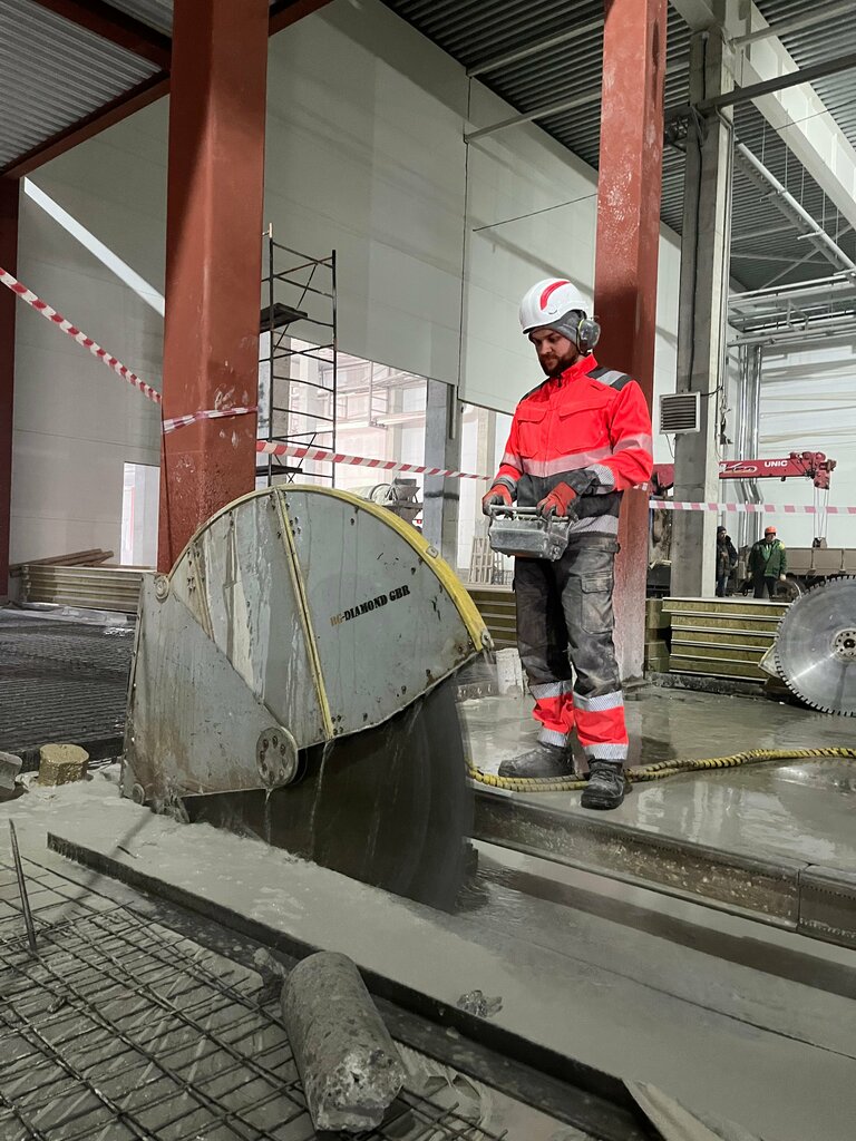 Diamond cutting Tsentr Almaznykh Tekhnology, Tula, photo