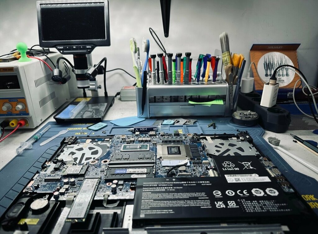 Computer repairs and services Ноутбуки&Макбуки, Moscow, photo