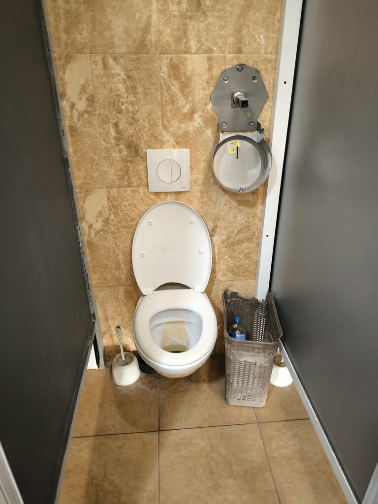 Toilet Туалет, Moscow, photo