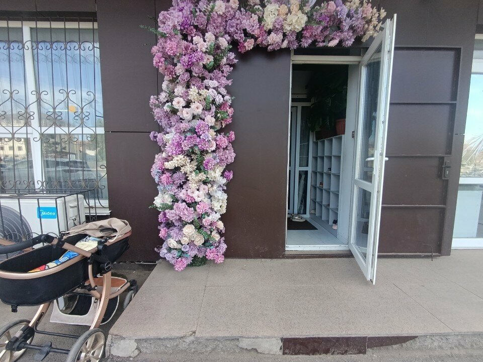 Clothing store Qonjyq, Astana, photo