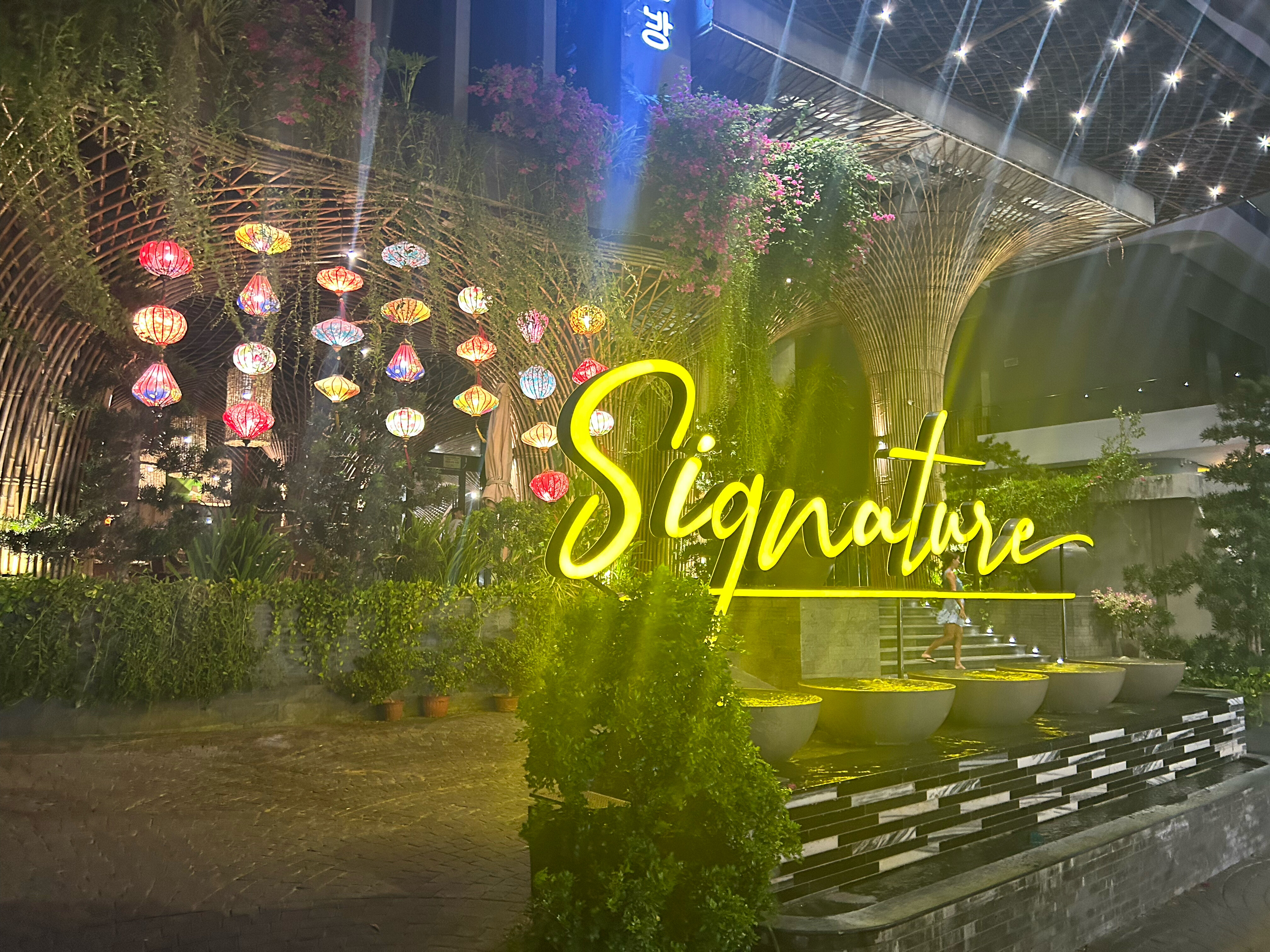 Фото The Signature Hotel Nha Trang