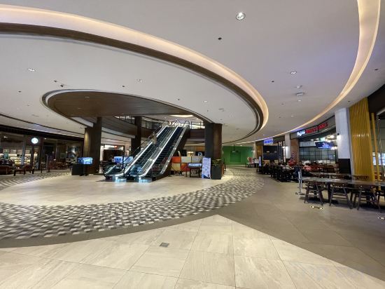 Фото Luxe Air Residences by Makati