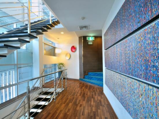 Фото Отель Sukhumvit Suites