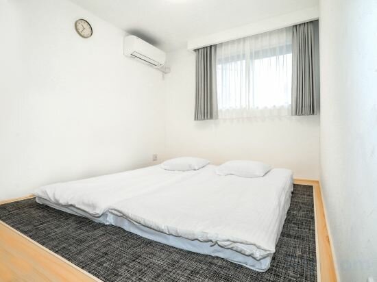 Фото Summer Lotus House Osaka