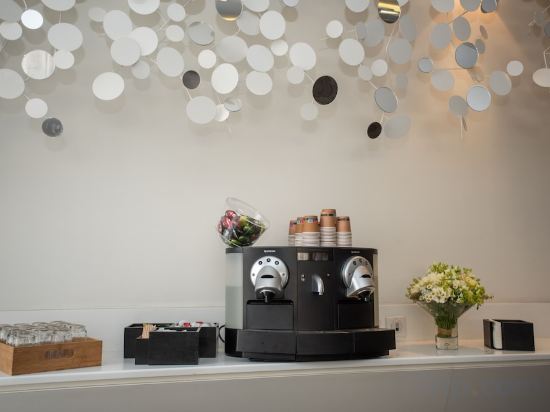 Фото Mercure Marseille Centre Vieux Port