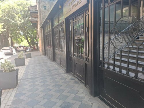Гостиница Hotel Flower в Тбилиси