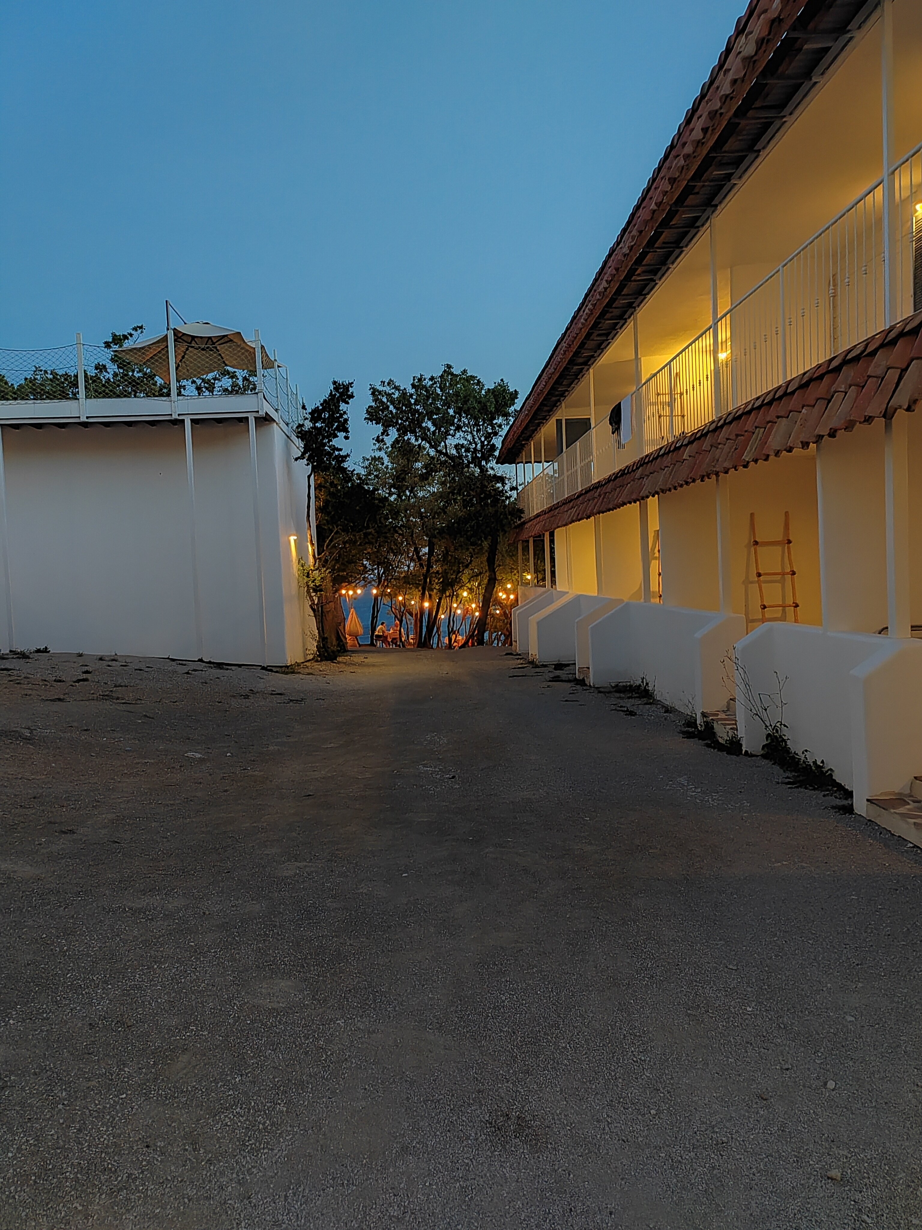 Фото Petra Garden Beach Hotel