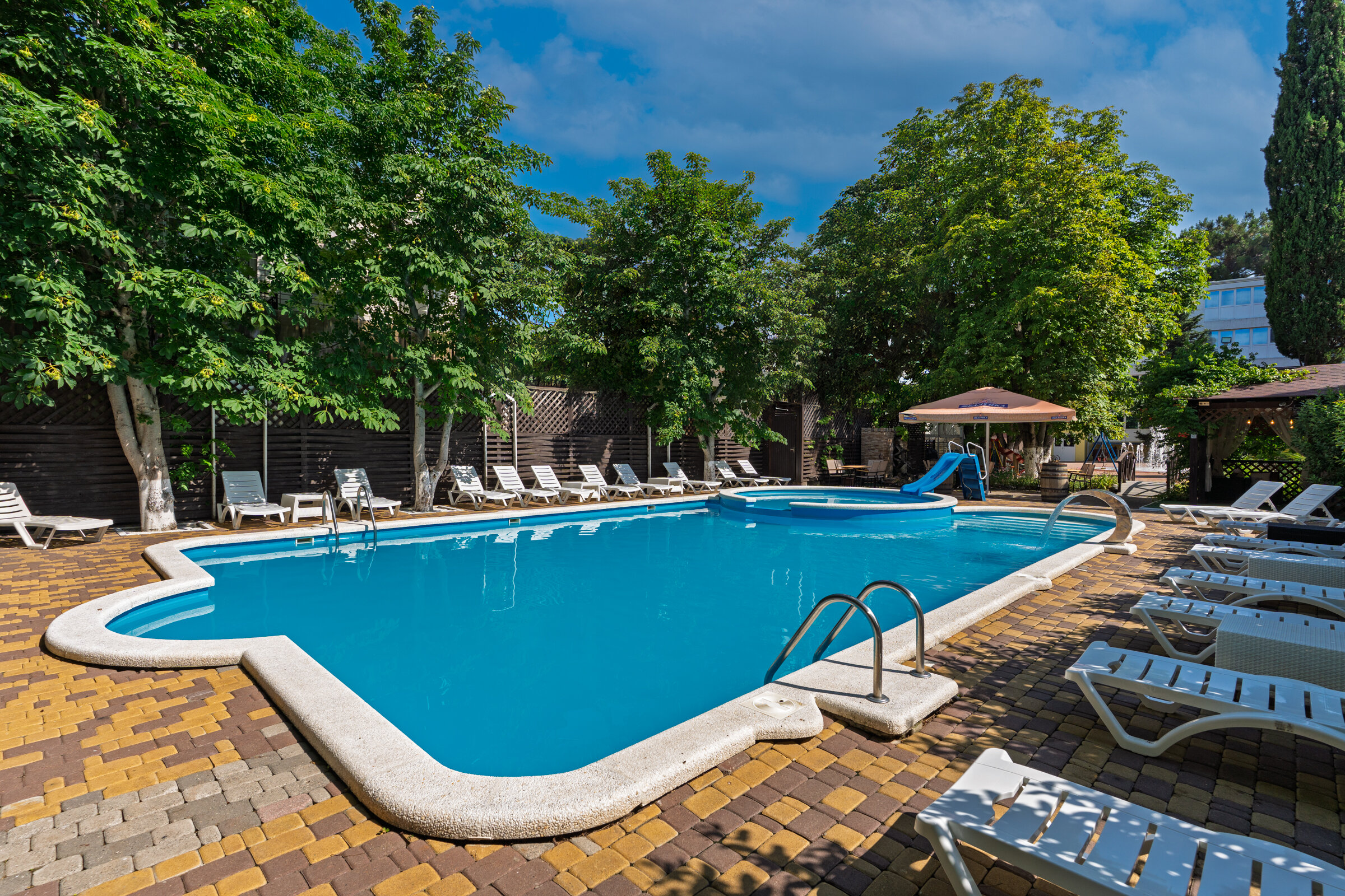 Фото Пансионат Радуга