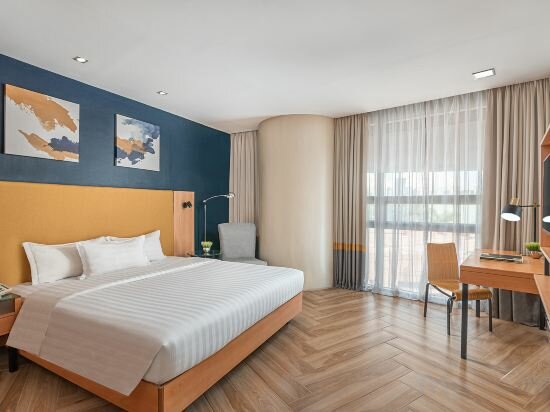 Фото Greenhills Elan Hotel Modern