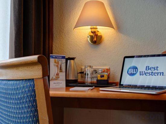 Фото  Sure Hotel by Best Western Ambassador Duesseldorf