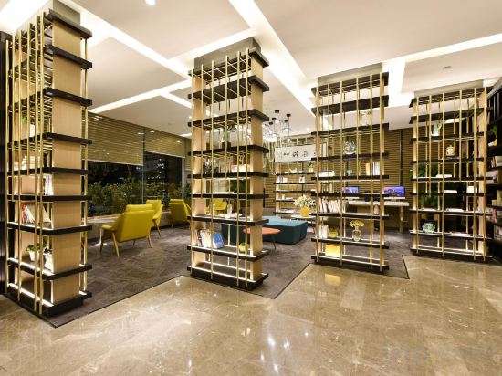 Фото Atour Hotel Nankai University Tianjin