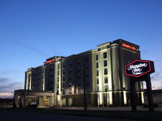 Фото Hampton Inn by Hilton Winnipeg Airport/Polo Park