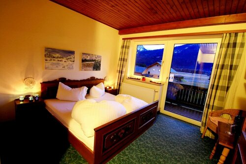 Внешний вид отеля Hotel Sonnleitn в Хермагор-Пресеггере Зе, фото 2