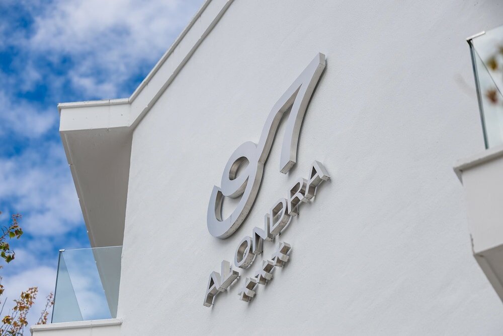 Фото Hotel Alondra