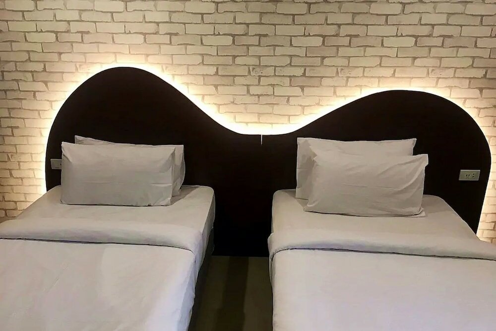 Фото Ton Aor Place Hotel Ratchada