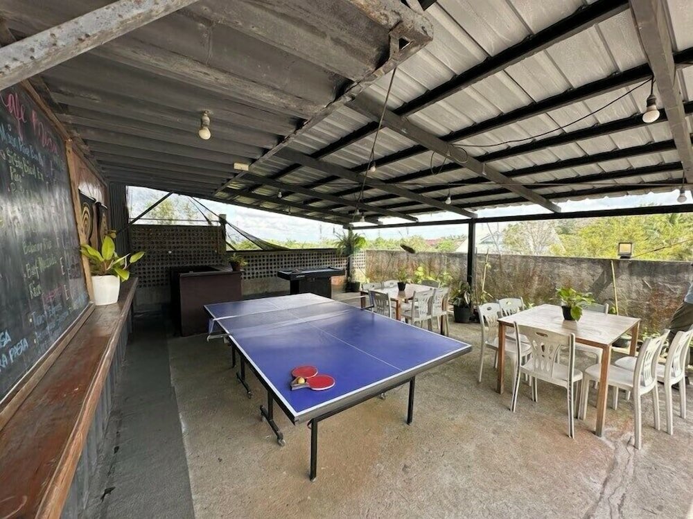 Фото Containers by Eco Hotel Tagaytay