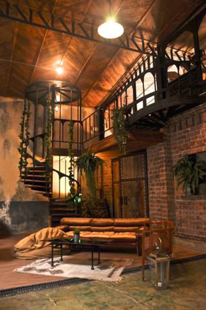 Фото Issara Boutique Winery Hotel