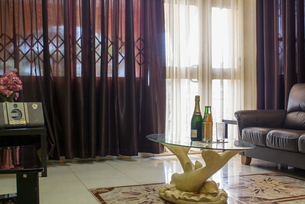 Фото Oriental Hotel North Legon