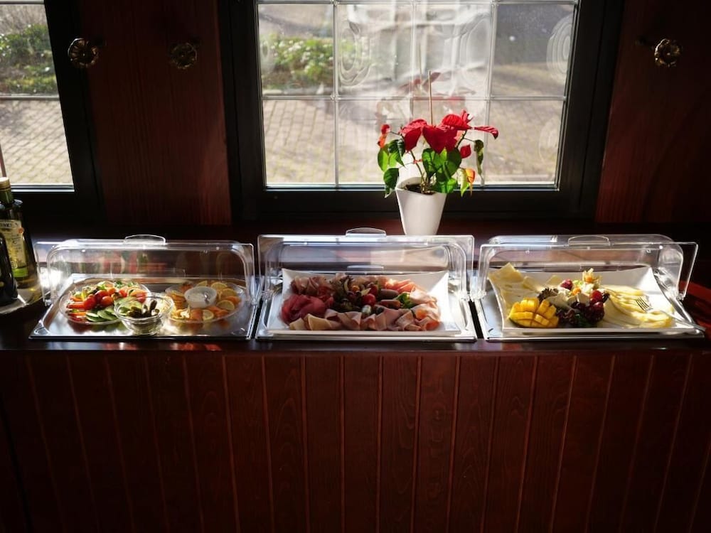 Фото Parkhotel Bergheim