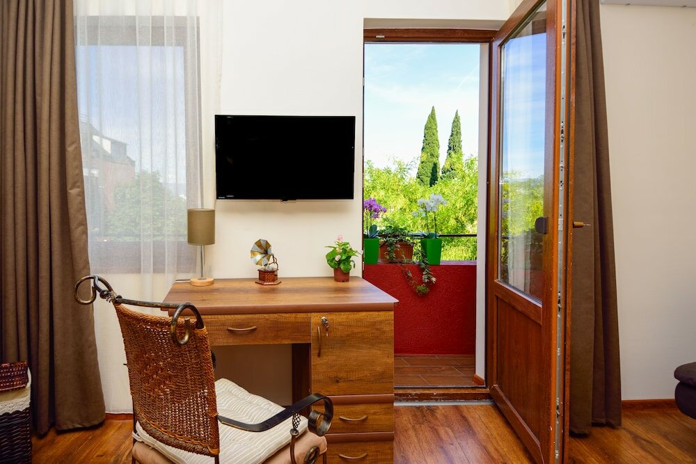 Фото British House