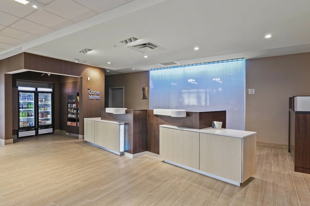 Фото Fairfield Inn & Suites by Marriott St Petersburg North