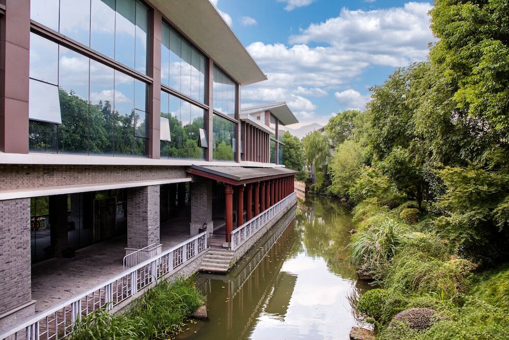 Фото Sheraton Grand Hangzhou Wetland Park Resort